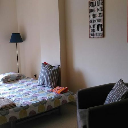 Modern City Center Apt Ларнака Екстер'єр фото